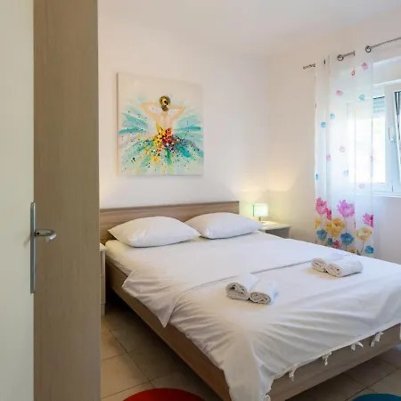 Apartamento Tino-1 By Interhome